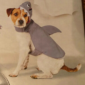 Hyde & EEK! Boutique Reflective Shark Hoodie Small Dog and Cat Costume X-Small